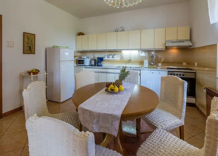 Ljiljana Apartment