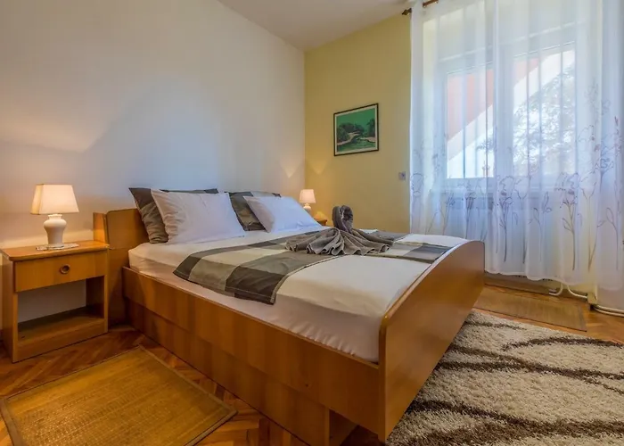 Apartment Ljiljana